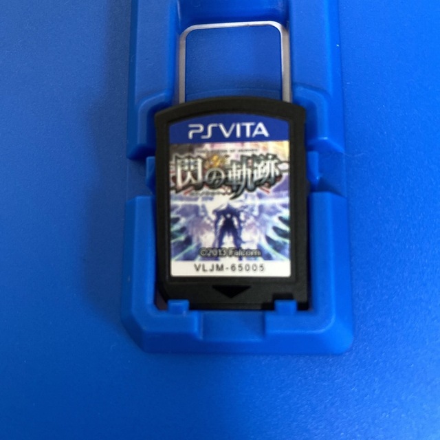 PlayStation Vita(プレイステーションヴィータ)の【美品】英雄伝説 閃の軌跡　センノキセキ PSVITA エンタメ/ホビーのゲームソフト/ゲーム機本体(携帯用ゲームソフト)の商品写真