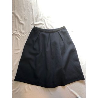 タルボット(TALBOTS)の美品　TALBOTS 6 M〜L 濃紺　ゴブラン　フレアー　エレガントスカート(ひざ丈スカート)