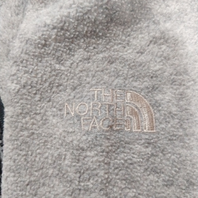 THE NORTH FACE(ザノースフェイス)の107a..フリースジャケット　グレー メンズのトップス(その他)の商品写真