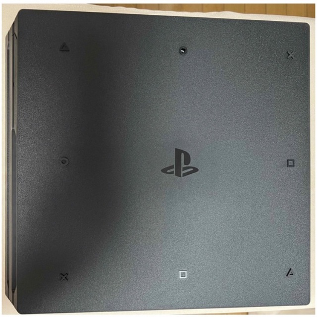 PlayStation 4 Pro  CUH 7200B B01 本体