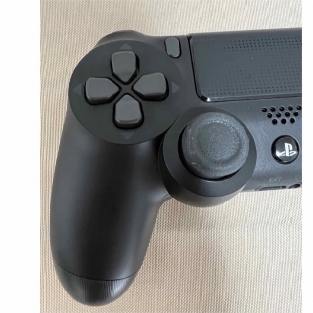 PlayStation4(プレイステーション4)のPlayStation 4 Pro  CUH 7200B B01 本体 エンタメ/ホビーのゲームソフト/ゲーム機本体(家庭用ゲーム機本体)の商品写真