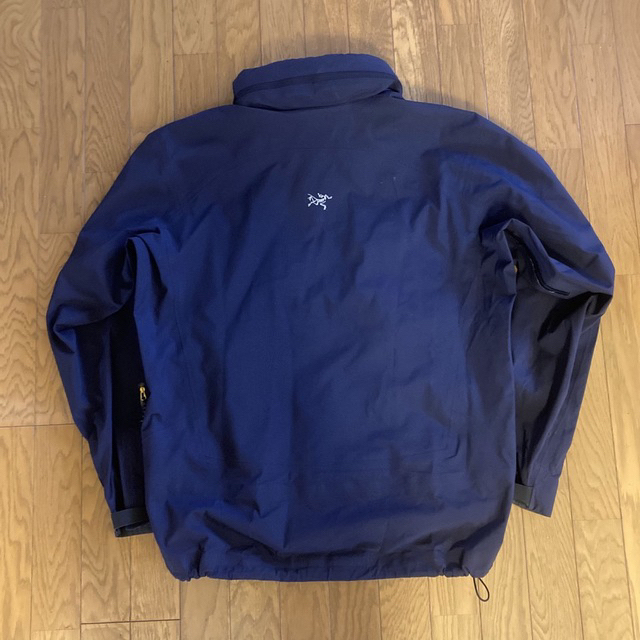 ARC'TERYX(アークテリクス)のArc’teryx gore tex jacket navy  メンズのジャケット/アウター(マウンテンパーカー)の商品写真