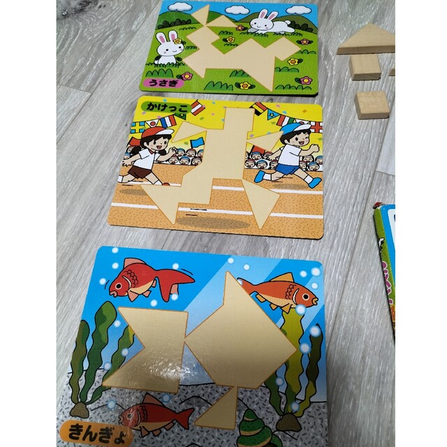 値下げ！絵合わせ　木製パズル キッズ/ベビー/マタニティのおもちゃ(知育玩具)の商品写真