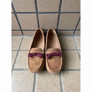 アグ(UGG)のUGG モカシン（きれいめ）(スリッポン/モカシン)