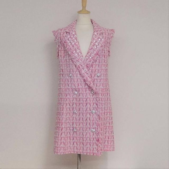 絶品】 René - Rene ブローシャ掲載のジレ タグ付き未使用品です