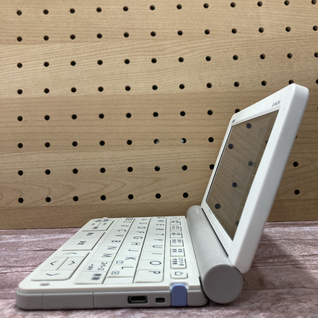 CASIO(カシオ)の電子辞書(Z09)  高校生モデル　XD-SR4700 スマホ/家電/カメラのPC/タブレット(電子ブックリーダー)の商品写真