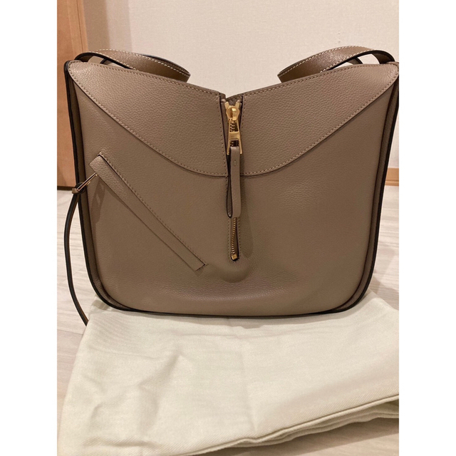 LOEWE - LOEWE♦︎ハンモック スモール サンド/ミンク 廃盤商品 LOEWE - LOEWE♦︎ハンモック スモール サンド/ミンク 廃盤商品