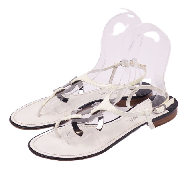 シャネル CHANEL サンダル ココマーク メタル パテントレザー ストラップ シューズ レディース 靴 40 ホワイト/ブラック