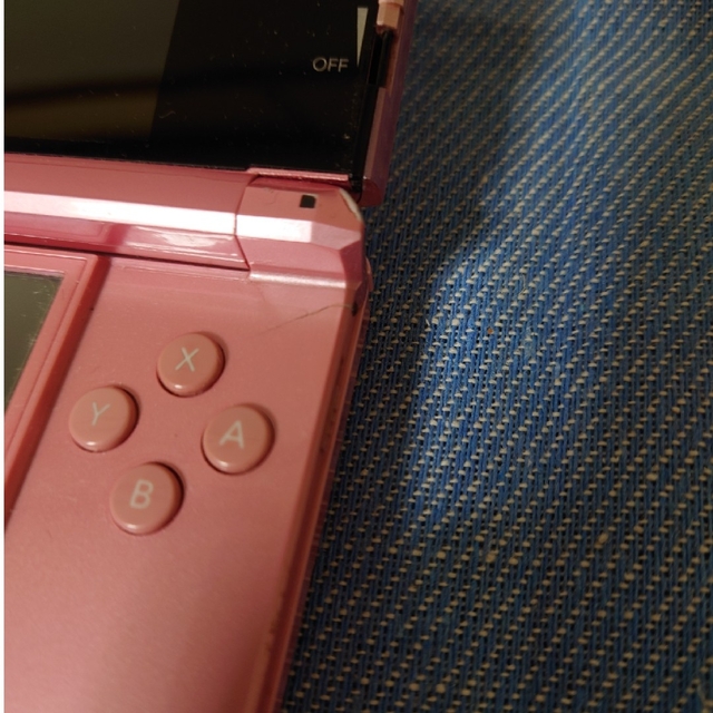 「ニンテンドー3DS ミスティピンク」