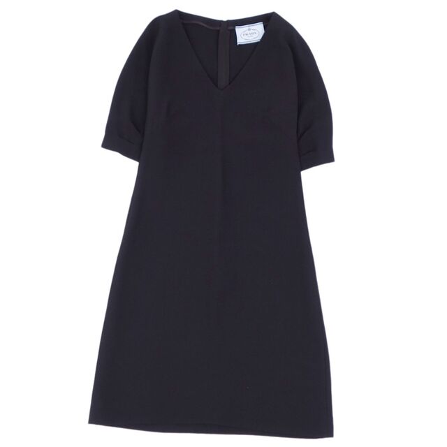 美品 プラダ PRADA ワンピース ドレス 半袖 ショートスリーブ Vネック 無地 トップス レディース 40(M相当) ブラック | フリマアプリ ラクマ