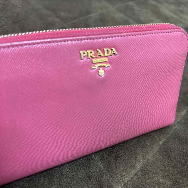 PRADA(プラダ)のプラダ　サフィアーノ　長財布 レディースのファッション小物(財布)の商品写真