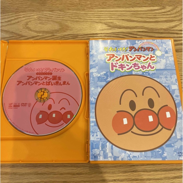 アンパンマンDVD 2枚セット エンタメ/ホビーのDVD/ブルーレイ(キッズ/ファミリー)の商品写真