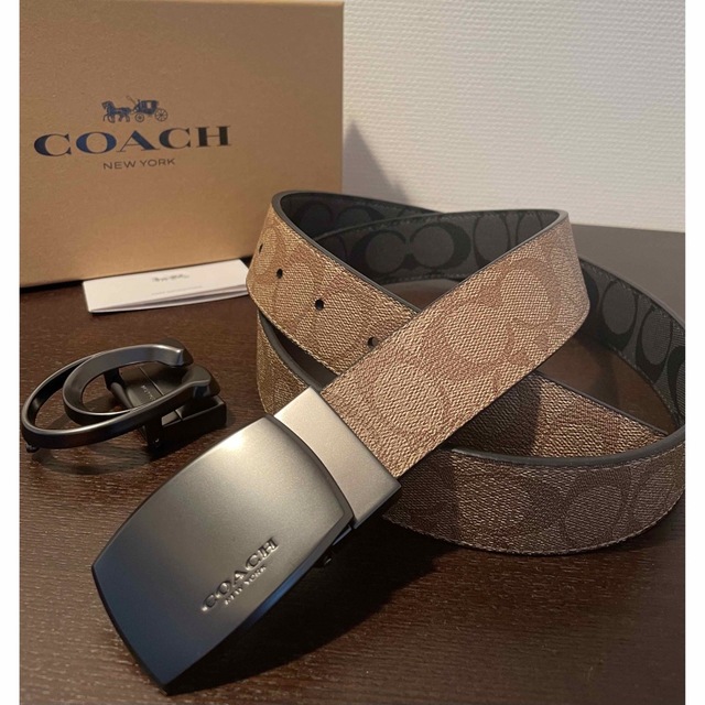 限定価格！COACH3点セットシグネチャーフリーサイズリバーシブルベルト箱付き