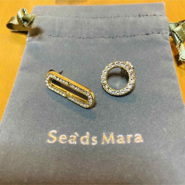 【Sea’ds mara】sparkle pierce レディースのアクセサリー(ピアス)の商品写真