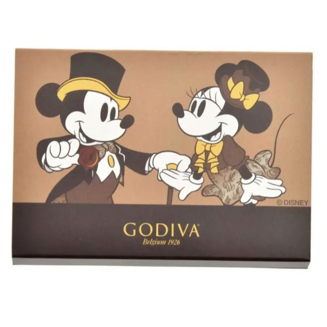 Disney(ディズニー)のディズニーコラボ　GODIVA ミッキー＆ミニー　チョコとポーチ付 食品/飲料/酒の食品(菓子/デザート)の商品写真