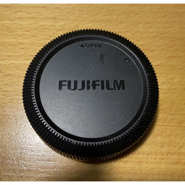 富士フイルム(フジフイルム)の実用良品 FUJIFILM フジフイルム XF 56mm F1.2 R スマホ/家電/カメラのカメラ(レンズ(単焦点))の商品写真