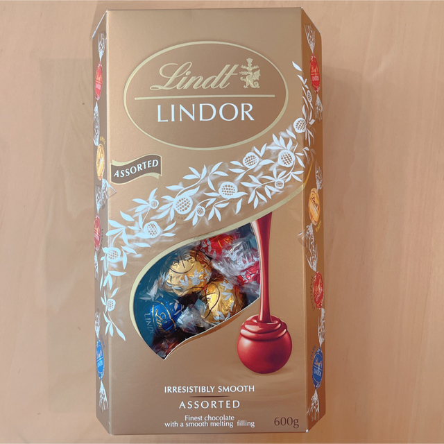 Lindt(リンツ)の【匿名発送】リンドール ゴールド 4種 12個 リンツ バレンタイン チョコ 3 食品/飲料/酒の食品(菓子/デザート)の商品写真