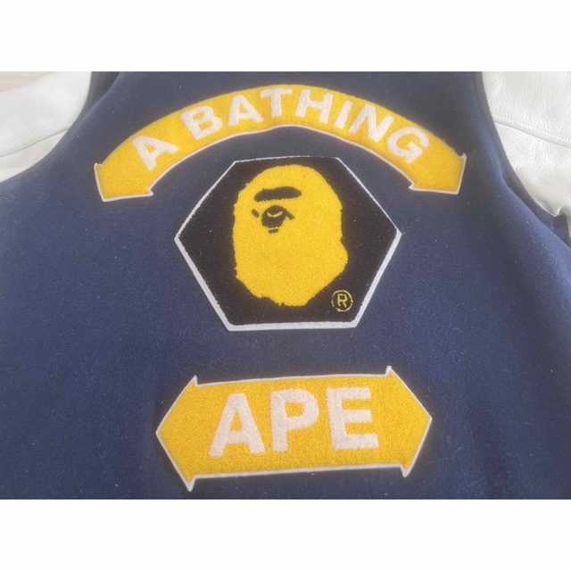 A BATHING APE(アベイシングエイプ)のA BATHING APE アベイシングエイプ　スタジャン　レア　希少　限定 メンズのジャケット/アウター(スタジャン)の商品写真