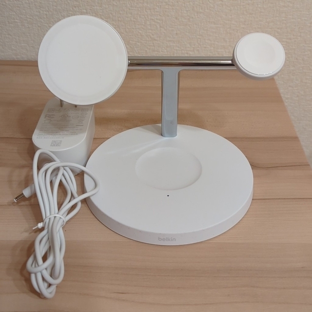 Wireless Charging Stand with MagSafeスマートフォン/携帯電話