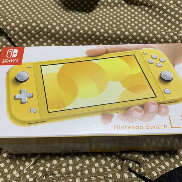 switchlite イエロー　新品未使用