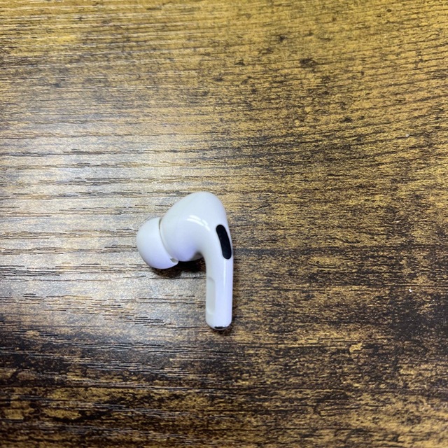 Apple(アップル)のApple Airpods Pro 左側 スマホ/家電/カメラのオーディオ機器(ヘッドフォン/イヤフォン)の商品写真