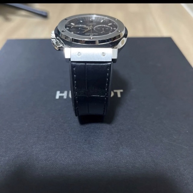 HUBLOT(ウブロ)のHUBLOT クラッシックフュージョンチタニウム メンズの時計(腕時計(アナログ))の商品写真