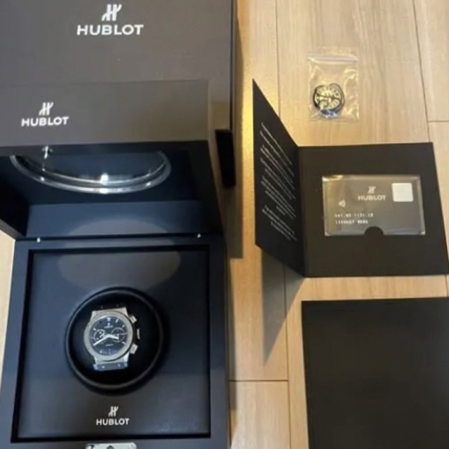 HUBLOT(ウブロ)のHUBLOT クラッシックフュージョンチタニウム メンズの時計(腕時計(アナログ))の商品写真