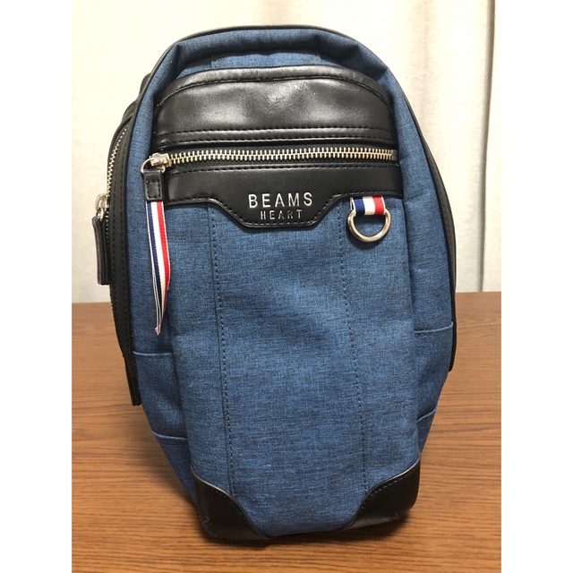 BEAMS(ビームス)のビームスハート　バッグ メンズのバッグ(ショルダーバッグ)の商品写真