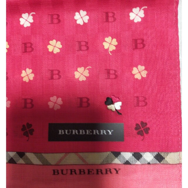 BURBERRY(バーバリー)のBURBERRY 総柄クローバーハンカチ 開運 ブルーミング中西 レディースのファッション小物(ハンカチ)の商品写真