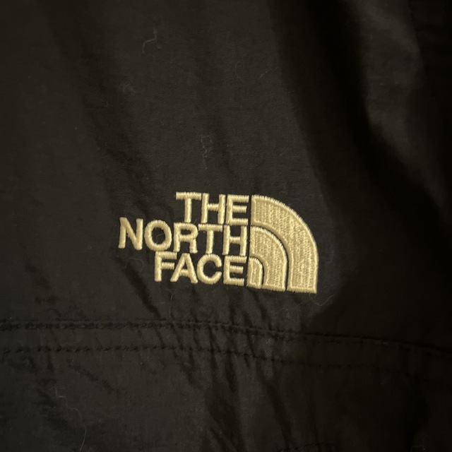 THE NORTH FACE(ザノースフェイス)のノースフェイス　刺繍ナイロンブルゾン キッズ/ベビー/マタニティのキッズ服男の子用(90cm~)(ジャケット/上着)の商品写真