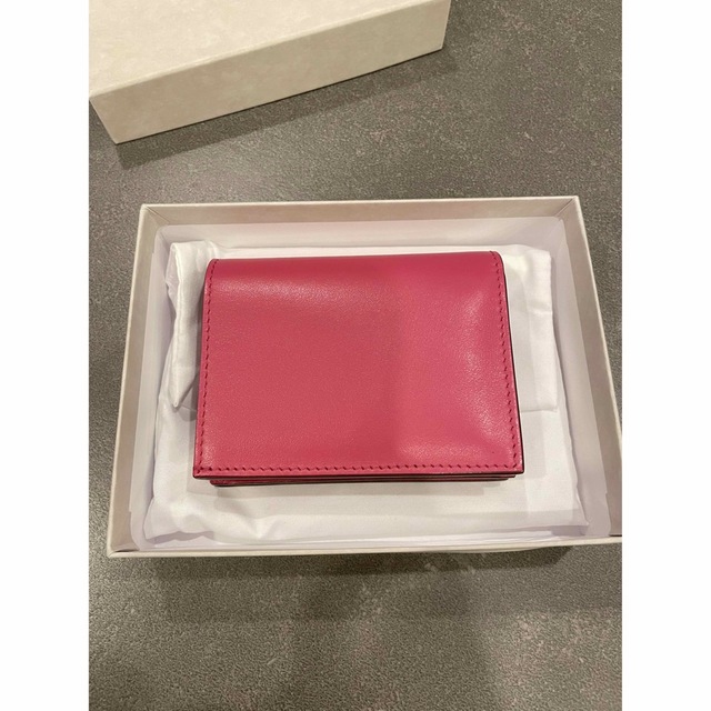 JIMMY CHOO(ジミーチュウ)のジミーチュウ　jimmychoo 折りたたみ財布　新品 レディースのファッション小物(財布)の商品写真