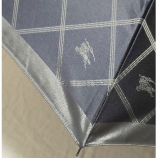 バーバリー(BURBERRY)のkyonmnko様専用：バリー折りたたみ傘(ポーチ付き)メンズ(傘)