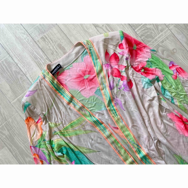 LEONARD レオナール 花柄 カーディガン トップス LEONARD レオナール 花柄 カーディガン トップス