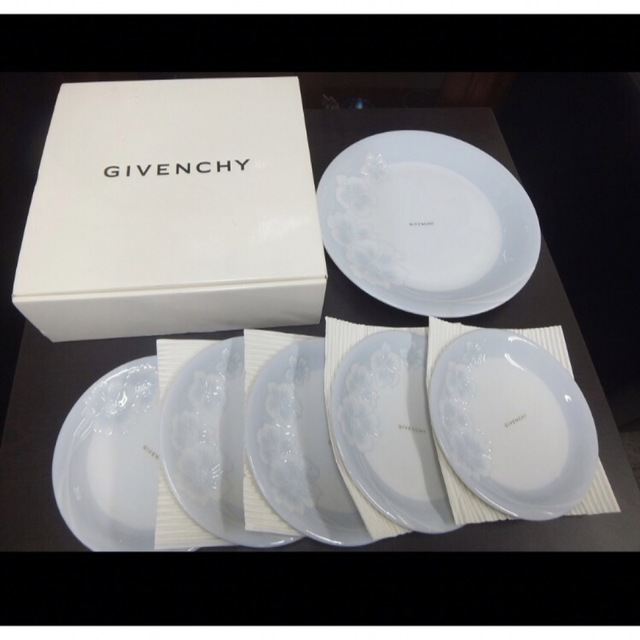 GIVENCHY カップ＆ソーサー 5客  大皿 1枚セット