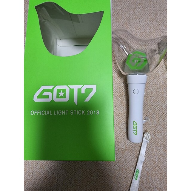 GOT7(ガットセブン)のGOT7 ペンライト アガボン 新バージョン エンタメ/ホビーのタレントグッズ(アイドルグッズ)の商品写真