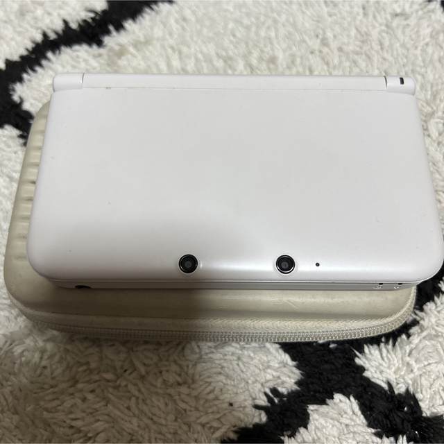 3DS LL ホワイト エンタメ/ホビーのゲームソフト/ゲーム機本体(家庭用ゲーム機本体)の商品写真