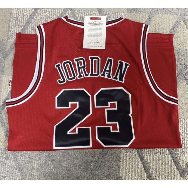 MITCHELL & NESS(ミッチェルアンドネス)の(新品)マイケルジョーダン　NBAタンクトップ　Mサイズ　男性可女性可 メンズのトップス(タンクトップ)の商品写真