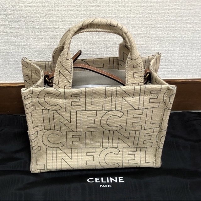 celine(セリーヌ)のCELINE スモール カバ タイス レディースのバッグ(トートバッグ)の商品写真