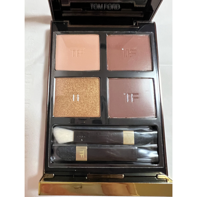 TOM FORD BEAUTY(トムフォードビューティ)のトムフォード　アイカラークォード　デザートフォックス　029 コスメ/美容のベースメイク/化粧品(アイシャドウ)の商品写真