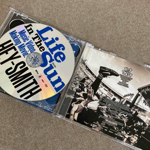 【美品】Life In The Sun（初回限定盤） エンタメ/ホビーのCD(ポップス/ロック(邦楽))の商品写真