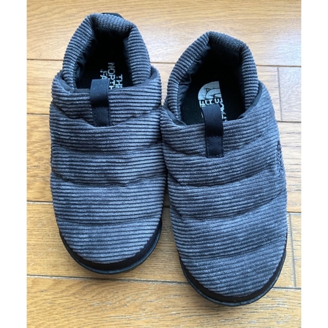 THE NORTH FACE(ザノースフェイス)の【THE NORTH FACE /NUPTSE MULE CORDUROY メンズの靴/シューズ(スリッポン/モカシン)の商品写真