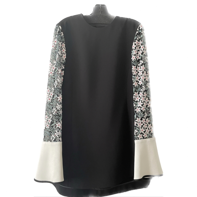 【公式完売品】Floral Lace Sleeve Shirt【Mame】