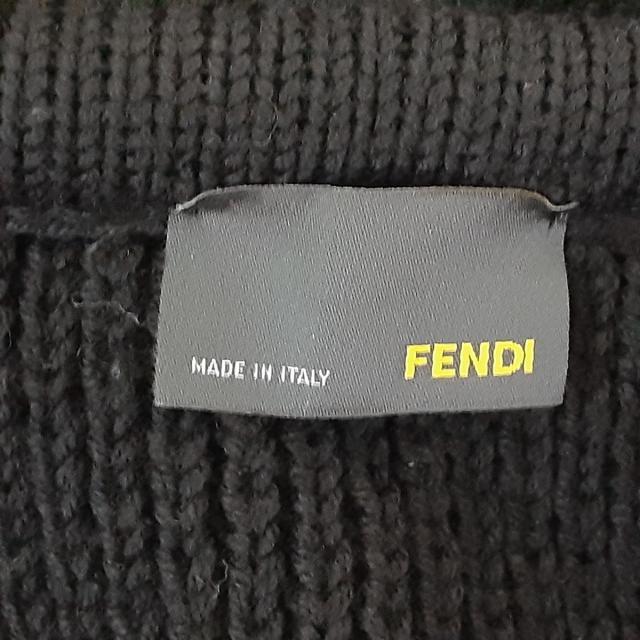 FENDI(フェンディ)のフェンディ カーディガン サイズ40 M美品  レディースのトップス(カーディガン)の商品写真