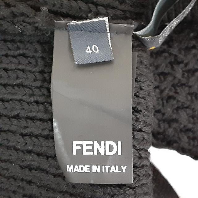 FENDI(フェンディ)のフェンディ カーディガン サイズ40 M美品  レディースのトップス(カーディガン)の商品写真