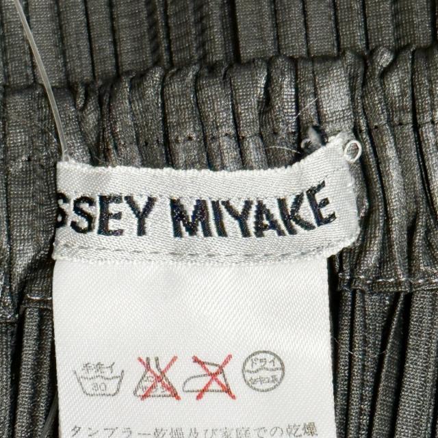 ISSEY MIYAKE(イッセイミヤケ)のイッセイミヤケ パンツ サイズM レディース レディースのパンツ(その他)の商品写真