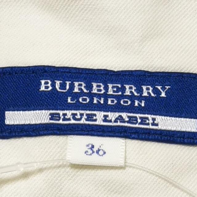 BURBERRY BLUE LABEL(バーバリーブルーレーベル)のバーバリーブルーレーベル ミニスカート 36 レディースのスカート(ミニスカート)の商品写真