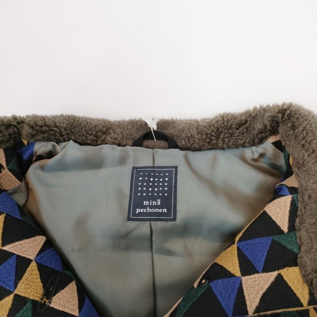 mina perhonen(ミナペルホネン)のmina perhonen ダウンコート ミナペルホネン レディースのジャケット/アウター(ダウンジャケット)の商品写真