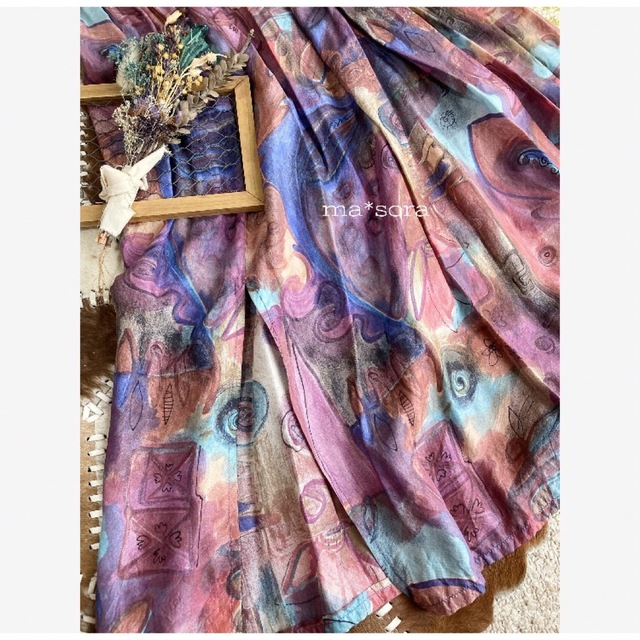 Lochie(ロキエ)のvintage 水彩 アート柄 スカート レディースのスカート(ロングスカート)の商品写真