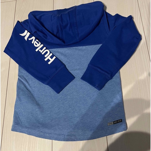 Hurley(ハーレー)のハーレー　フード付き　ロンT キッズ/ベビー/マタニティのキッズ服男の子用(90cm~)(Tシャツ/カットソー)の商品写真