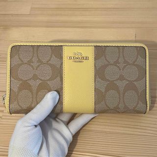 コーチ(COACH)の【週末限定sale】COACH/コーチ 長財布 ライン シグネチャー イエロー(財布)